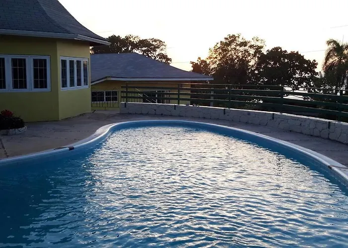 Apartment 3 Bdr #2 At Ramparts Near Sangster Airport *