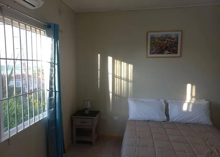 3 Bdr #2 At Ramparts Near Sangster Airport Montego Bay